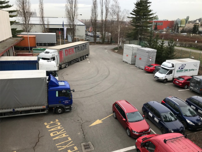 Běžné pracovní ráno u nás na dvoře v Escesu